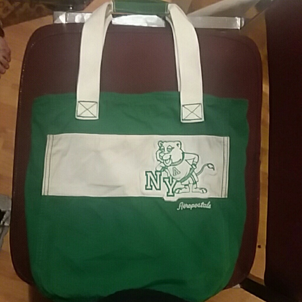 Aeropostale tote bag